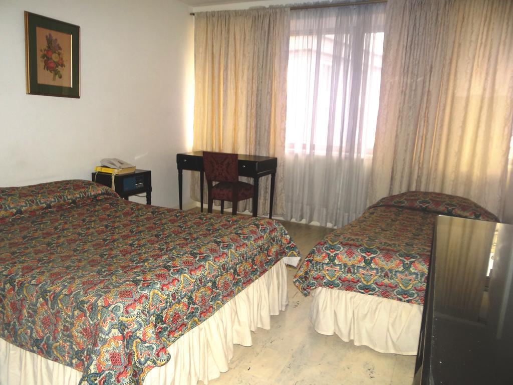Hotel Nutibara Express Medellín Kamer foto