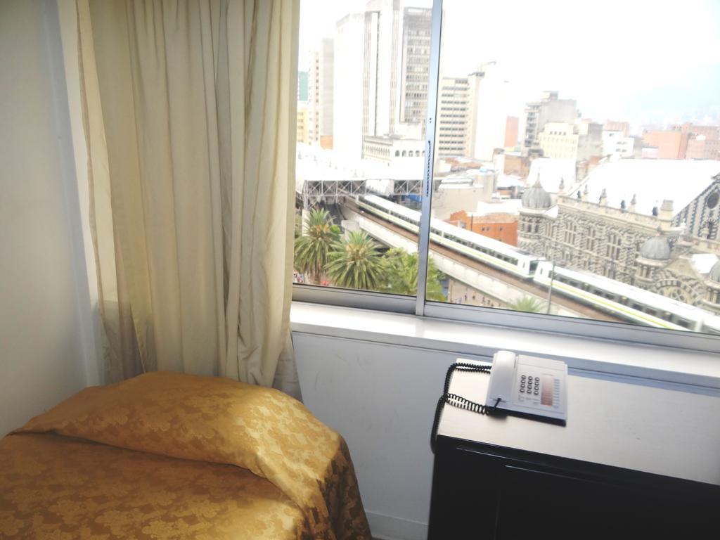 Hotel Nutibara Express Medellín Kamer foto